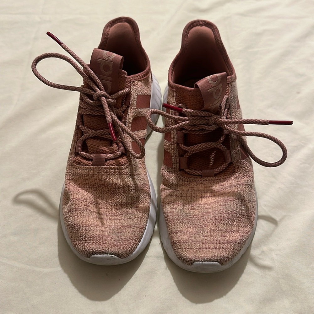 Adidas cloud foam comfort